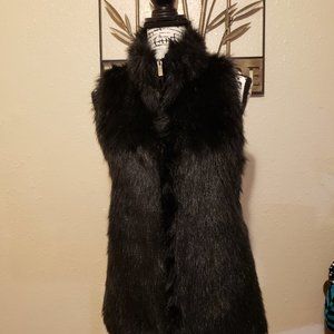 Black Faux Fur Sweater Vest By Confess Sz M